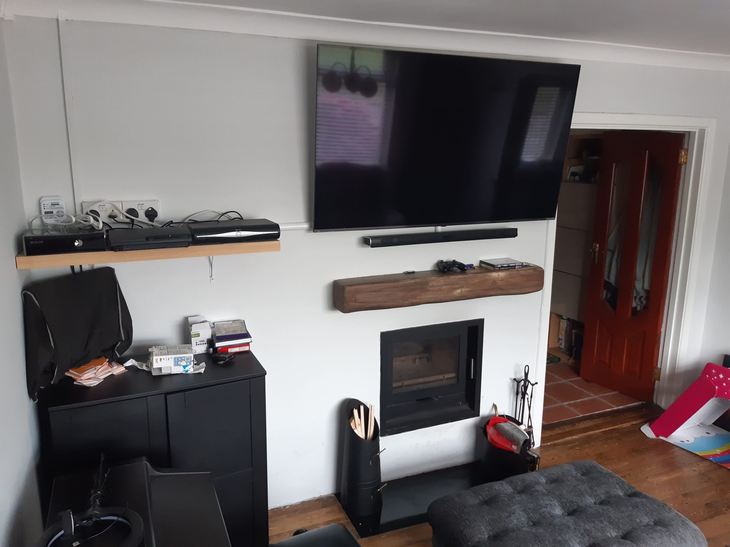 TV Over Fire Place. Can you hang a TV wall bracket above a fire? A recent case study shows that you can, but there are some buts...